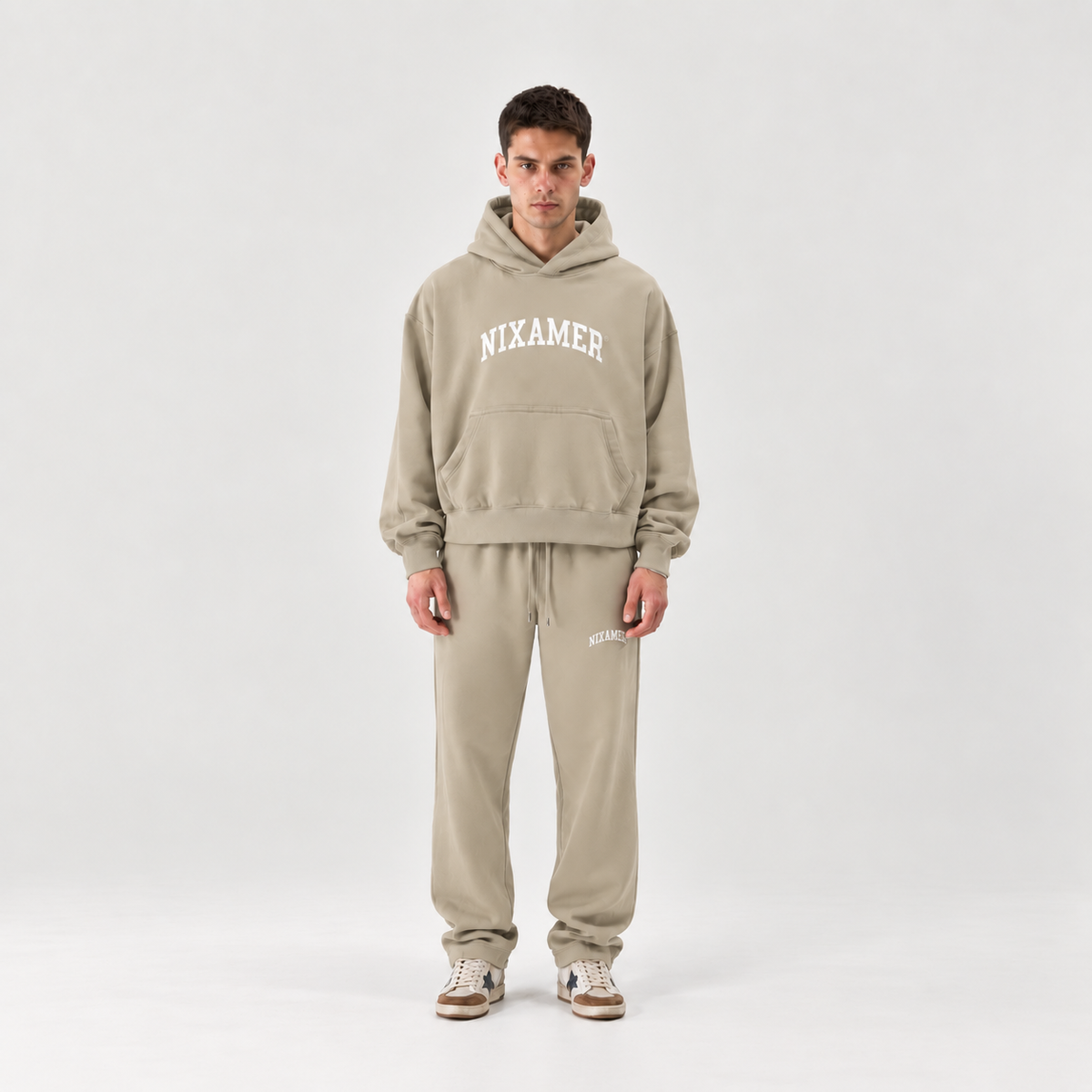 Ensemble 01 Hoodie